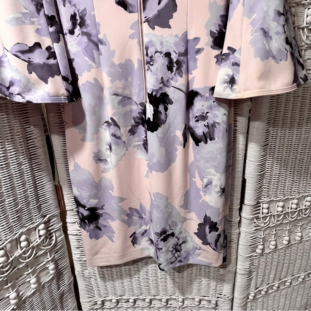 CALVIN KLEIN Sheath Dress Size‎ 4 Bell Sleeve Crepe FLORAL Pastel Knee Length - Picture 4 of 14